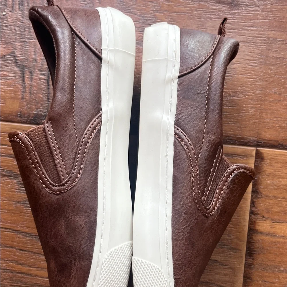 Old Navy Chocolate Brown Slip-On Sneakers - Size 4